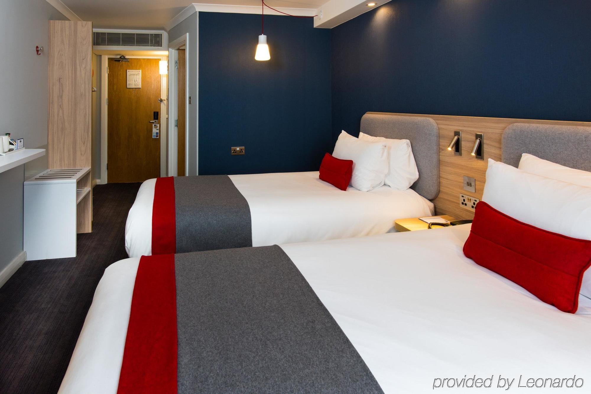 Holiday Inn Express London-Hammersmith, An Ihg Hotel מראה חיצוני תמונה